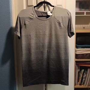 Women's Brooks workout top